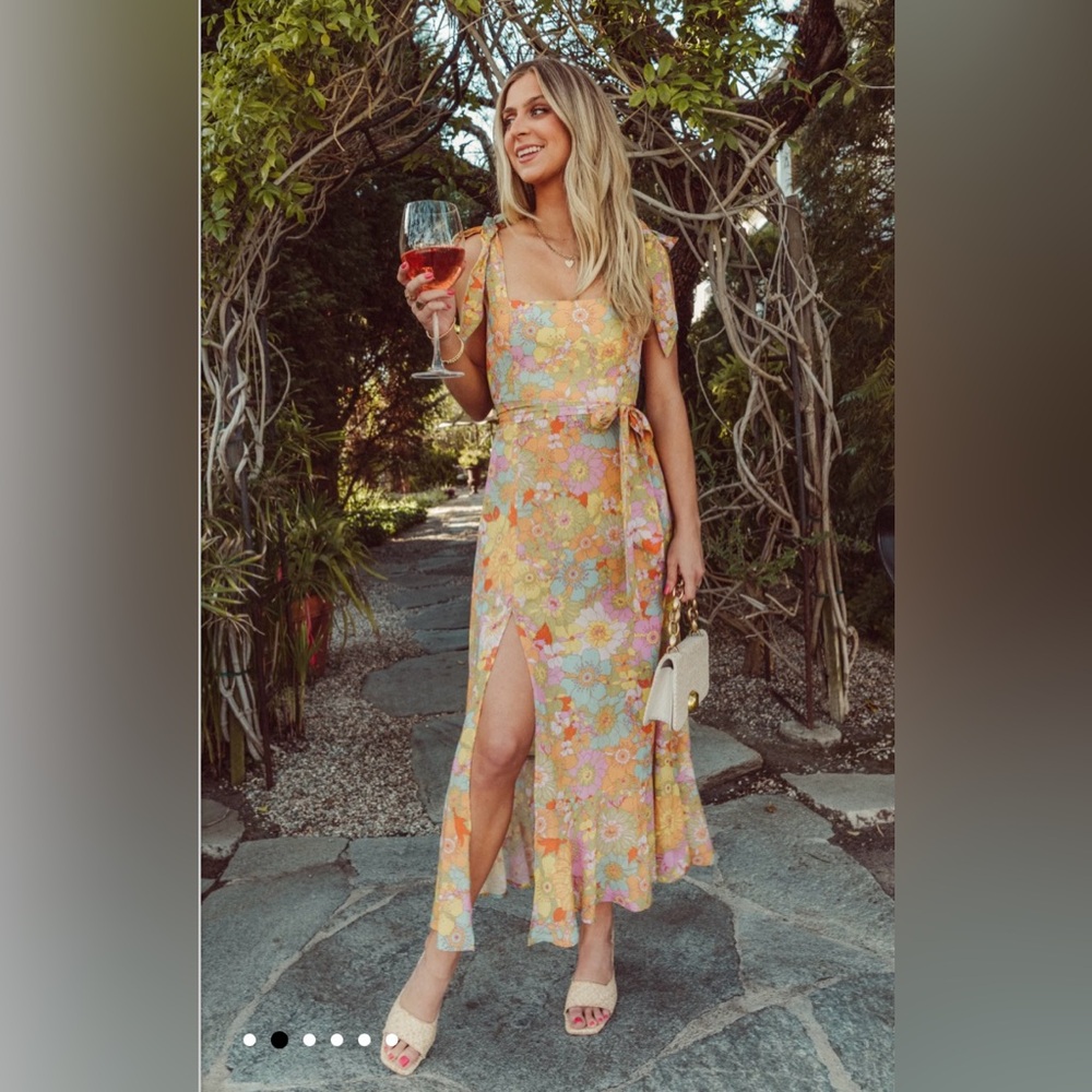 Show Me Your MuMu Claire Midi Dress in Groovy Blooms